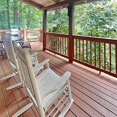Splashing Sunrise, 2 Bedrooms, Private Pool, Arcade, Hot Tub, Sleeps 6 Pigeon Forge Kültér fotó