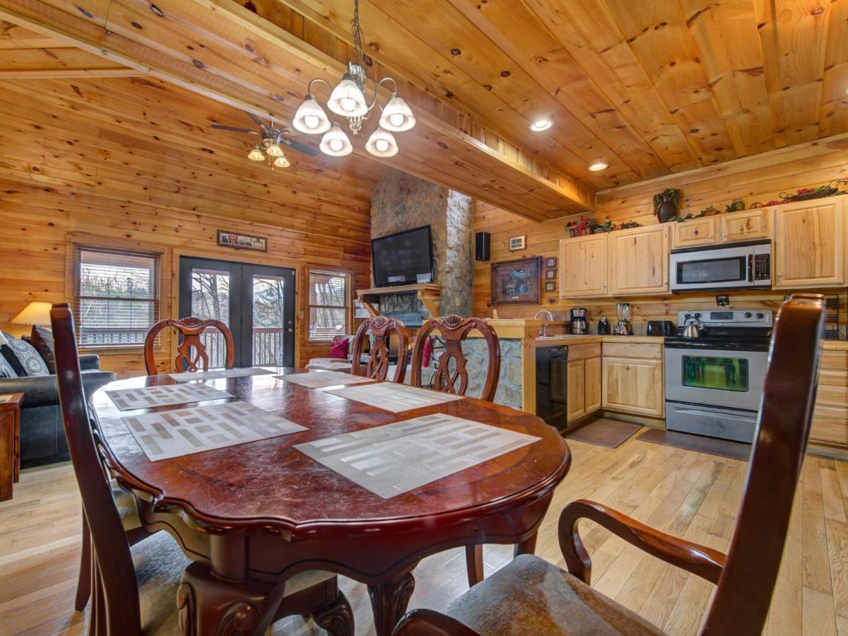 Splashing Sunrise, 2 Bedrooms, Private Pool, Arcade, Hot Tub, Sleeps 6 Pigeon Forge Kültér fotó