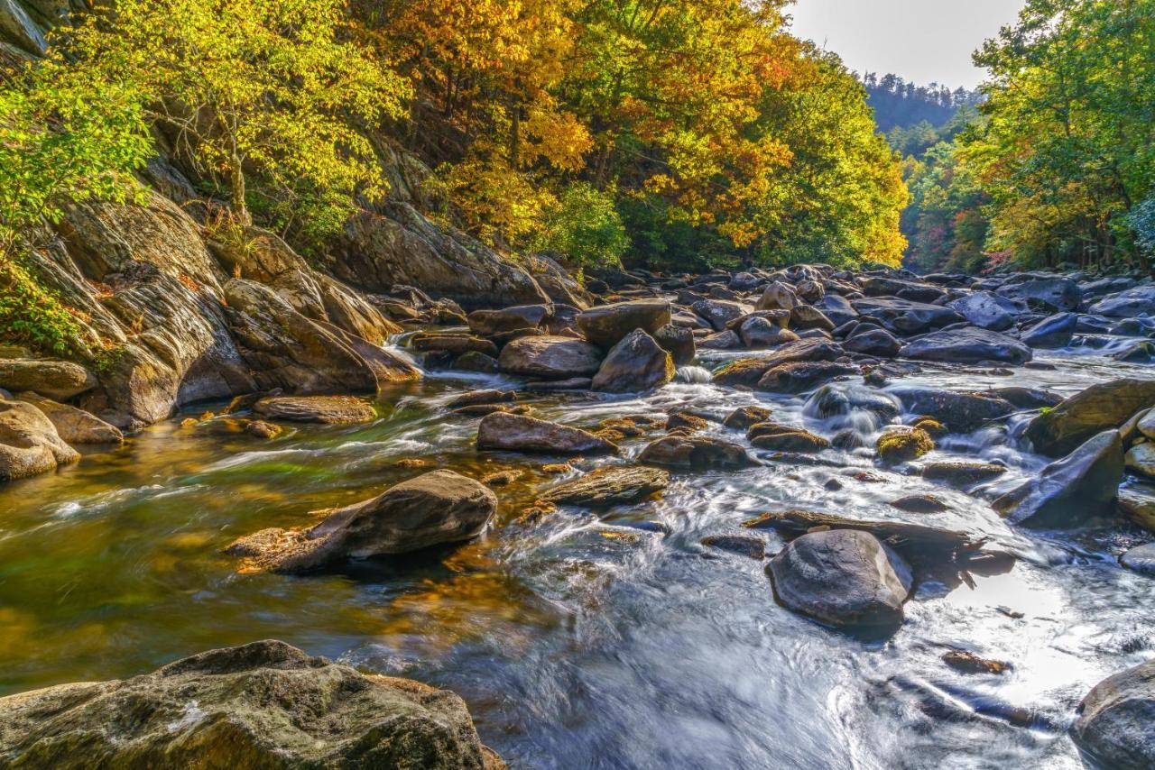 Splashing Sunrise, 2 Bedrooms, Private Pool, Arcade, Hot Tub, Sleeps 6 Pigeon Forge Kültér fotó