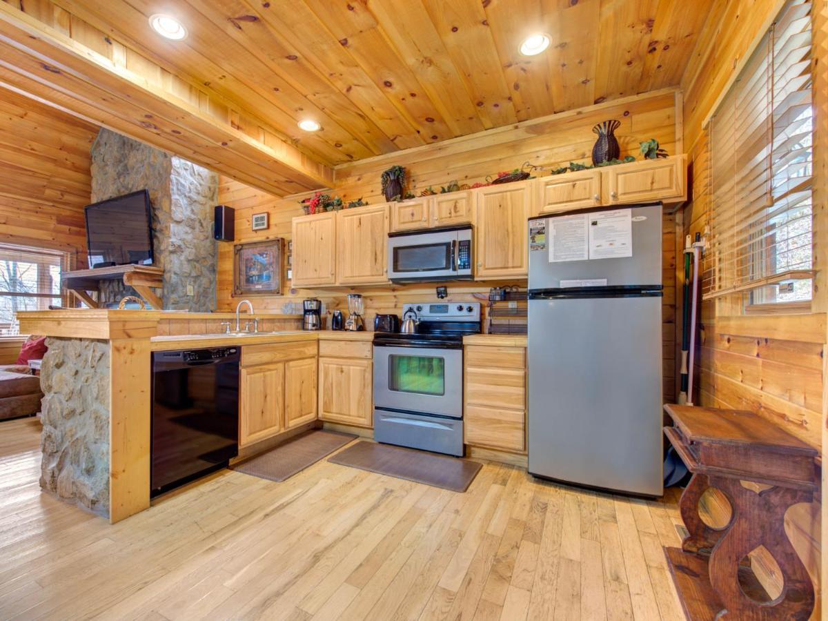 Splashing Sunrise, 2 Bedrooms, Private Pool, Arcade, Hot Tub, Sleeps 6 Pigeon Forge Kültér fotó