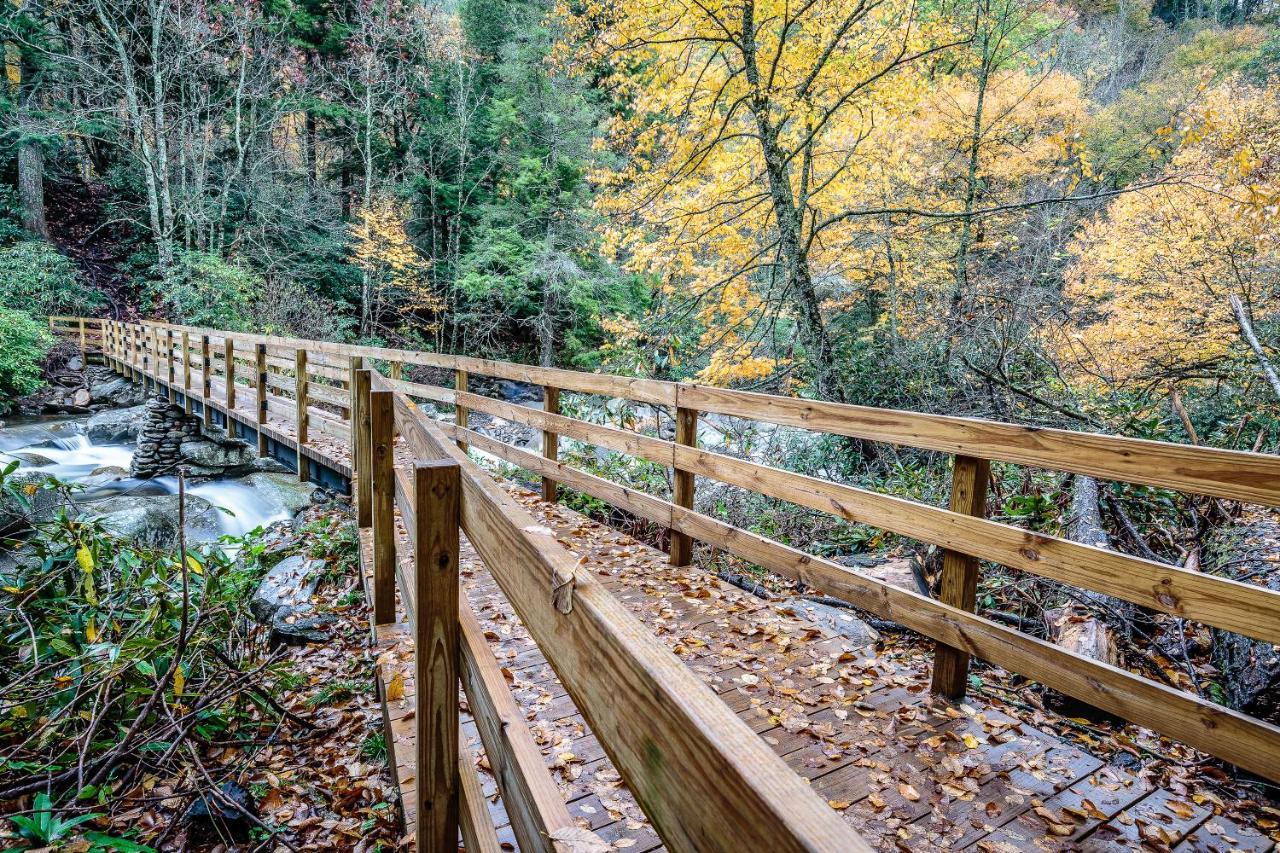 Splashing Sunrise, 2 Bedrooms, Private Pool, Arcade, Hot Tub, Sleeps 6 Pigeon Forge Kültér fotó