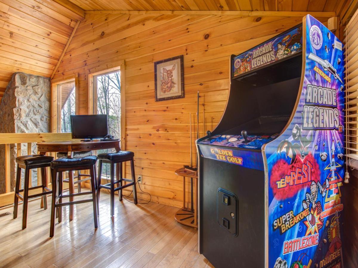 Splashing Sunrise, 2 Bedrooms, Private Pool, Arcade, Hot Tub, Sleeps 6 Pigeon Forge Kültér fotó